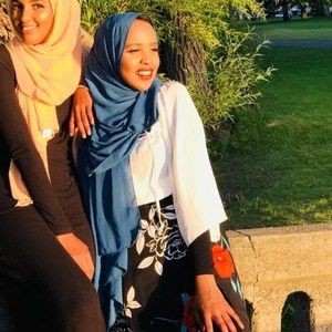 Meet your Posher, Halima